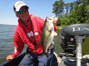 Gussy's dad, Jim Gustafson, with a nice largemouth from practice.